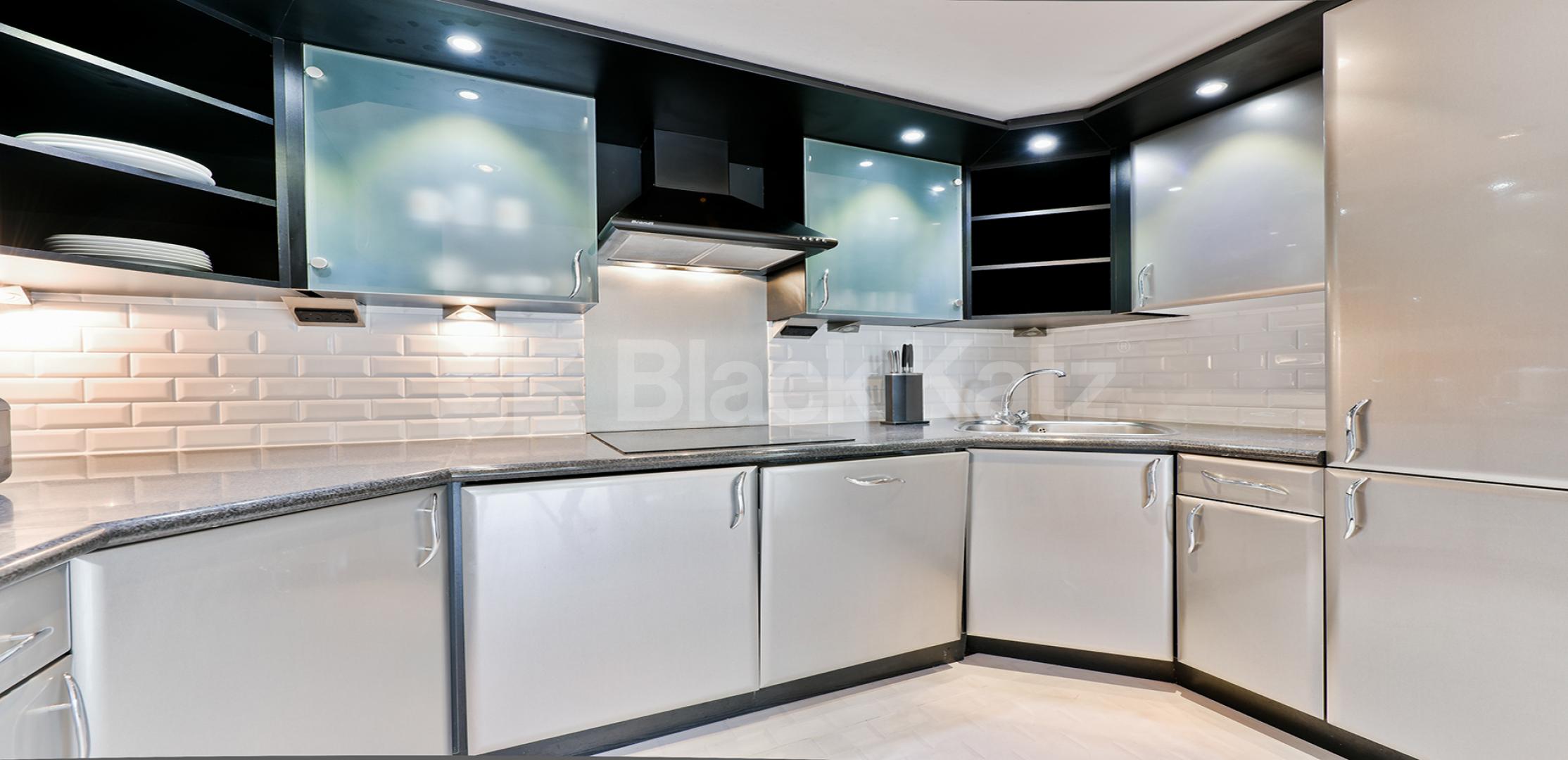 			NEW INSTRUCTION (Includes water rates)., 1 Bedroom, 1 bath, 1 reception Apartment			 Pacific wharf, 165 Rotherhithe Street , Rotherhithe 